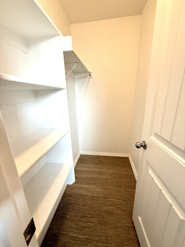 Building Photo - 4707 Mill Creek Dr