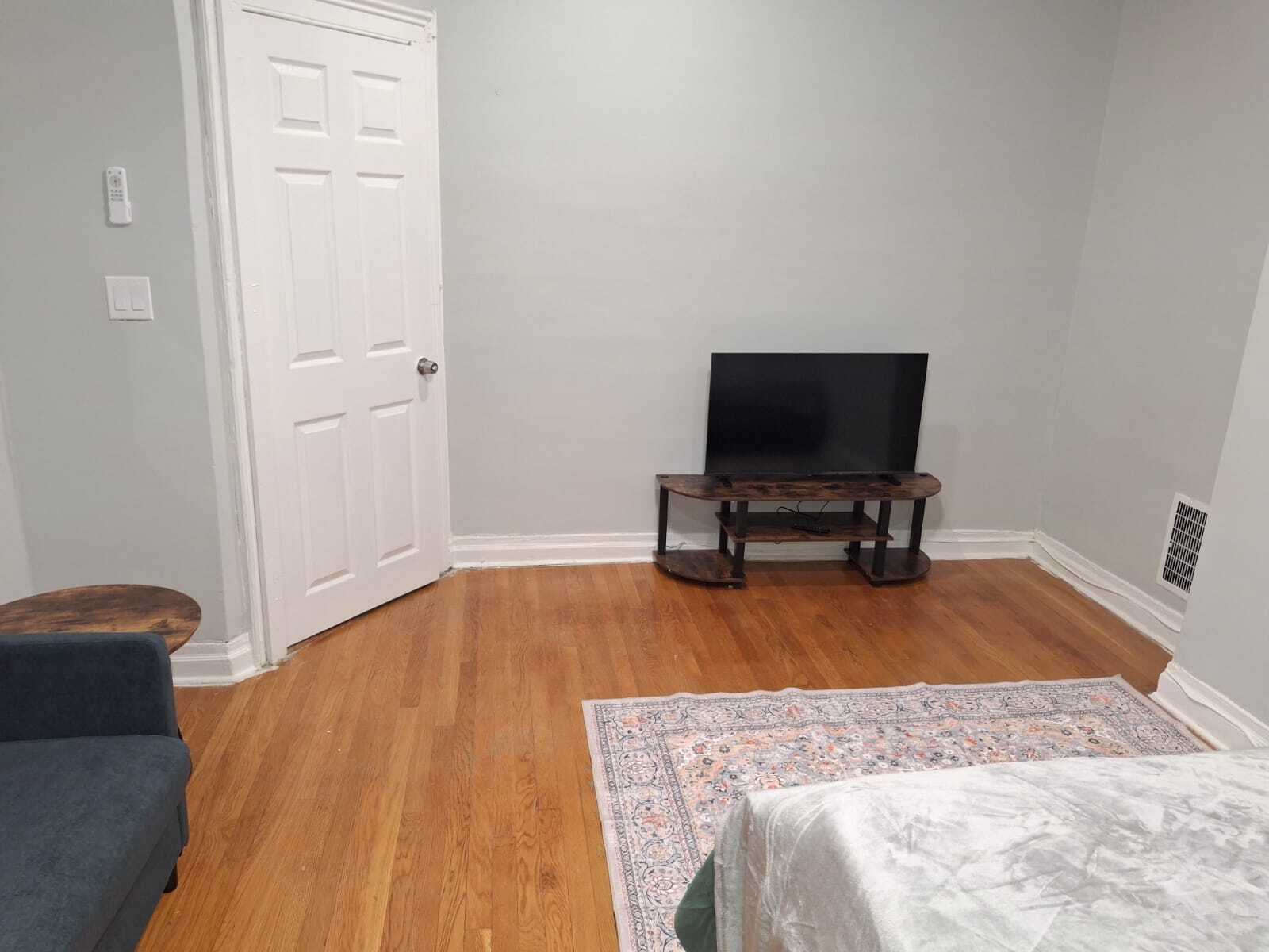 Building Photo - 27 Lexington Ave