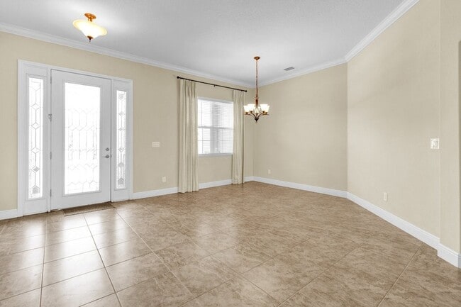 Building Photo - 1280 S Village Square