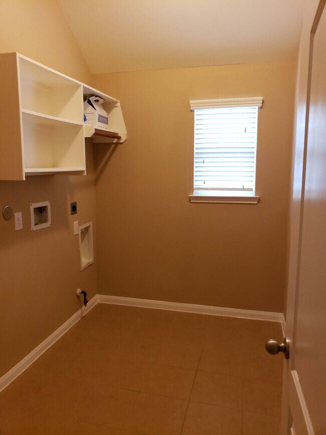 Building Photo - 26707 Gladestone Ridge Ct