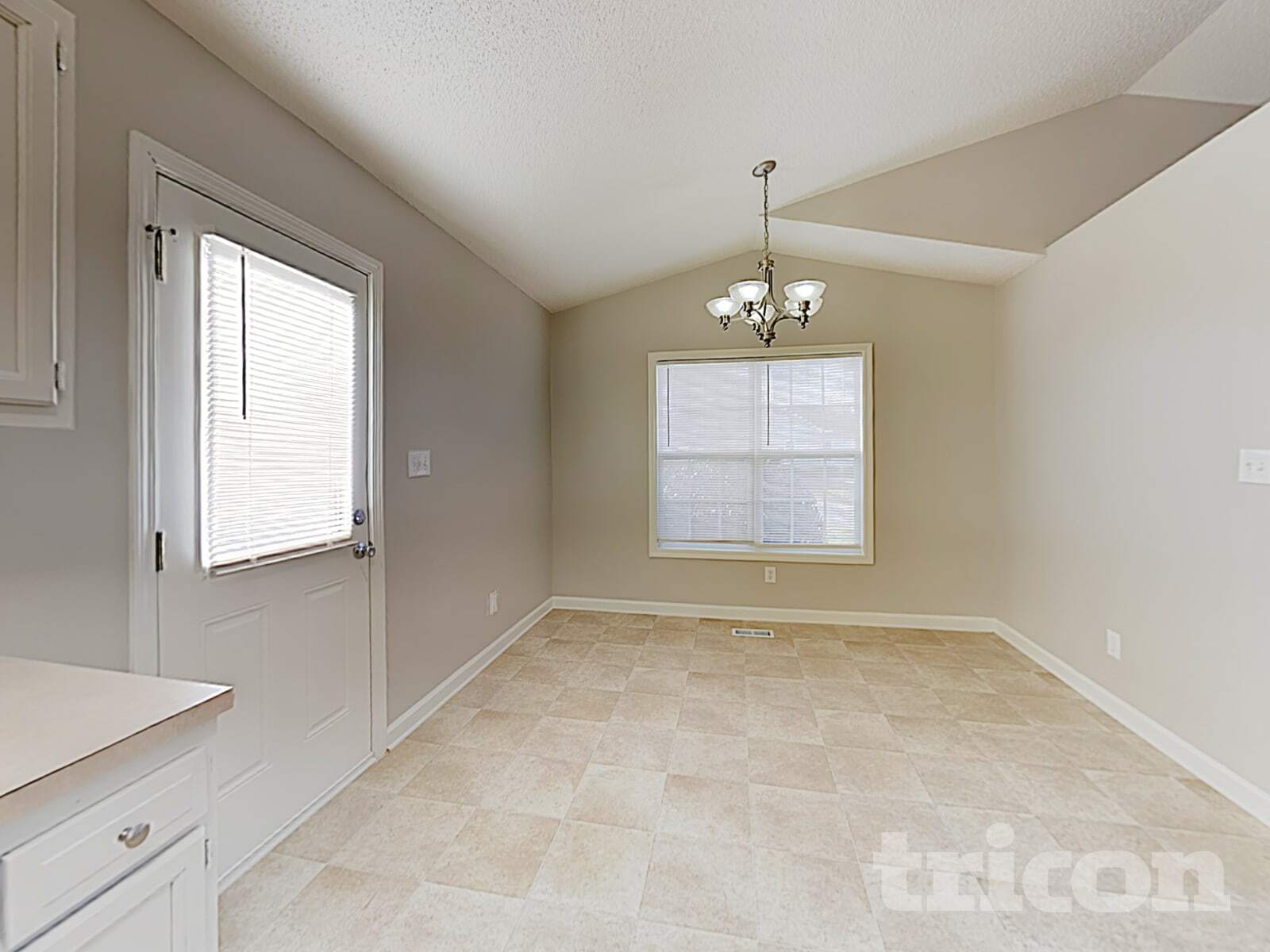 Building Photo - 4150 Ringtail Ct SE