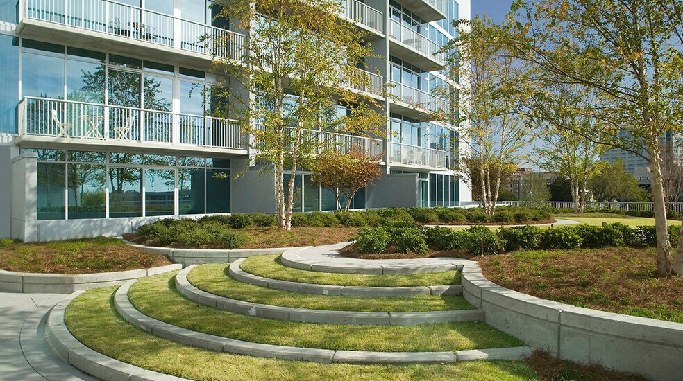 Building Photo - 44 Peachtree Pl NW