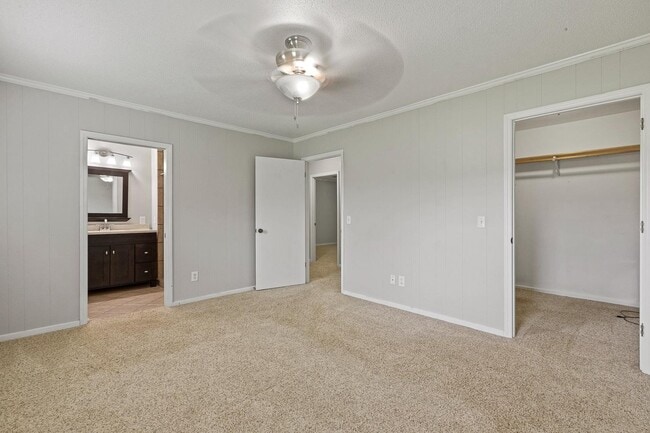 Building Photo - 3518 Lee Ave