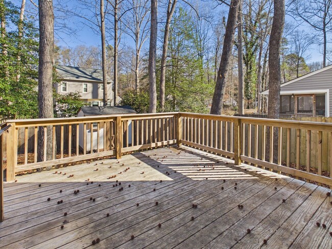 Building Photo - 12024 Lockett Ridge Ave