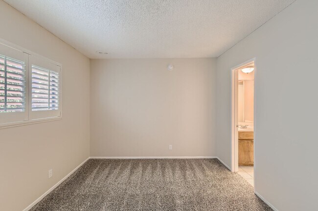Building Photo - Freshly Updated 2-Bedroom Condo with Attached Garage in Gated Winnetka Community