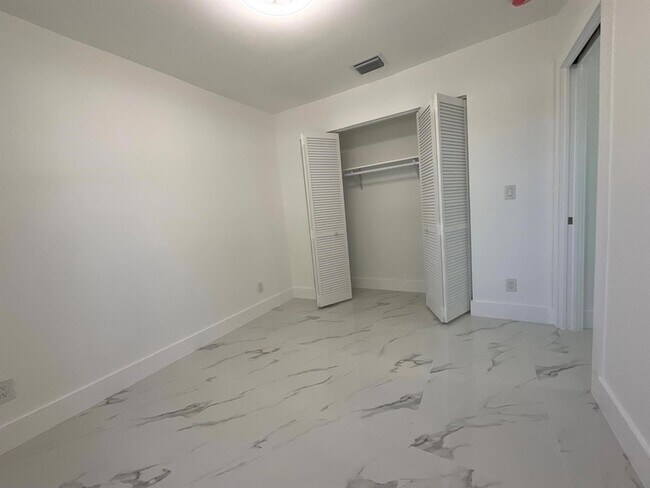 Building Photo - 700 Tallapoosa St