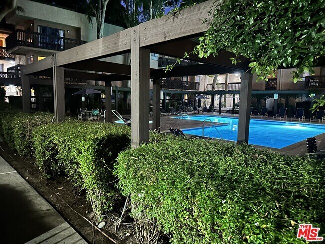 Building Photo - 22100 Burbank Blvd