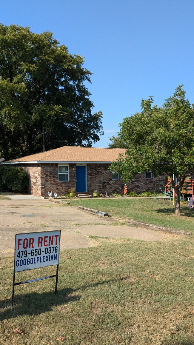 Building Photo - 508 Buena Vista Ave
