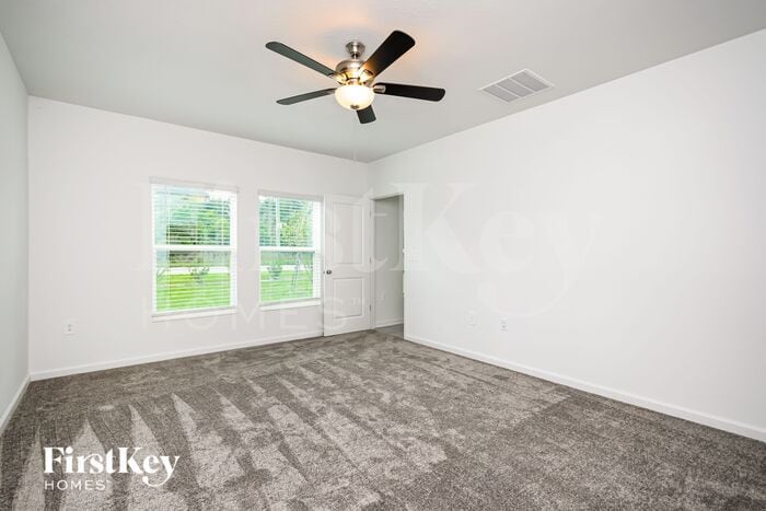 Building Photo - 304 Kayden Cv
