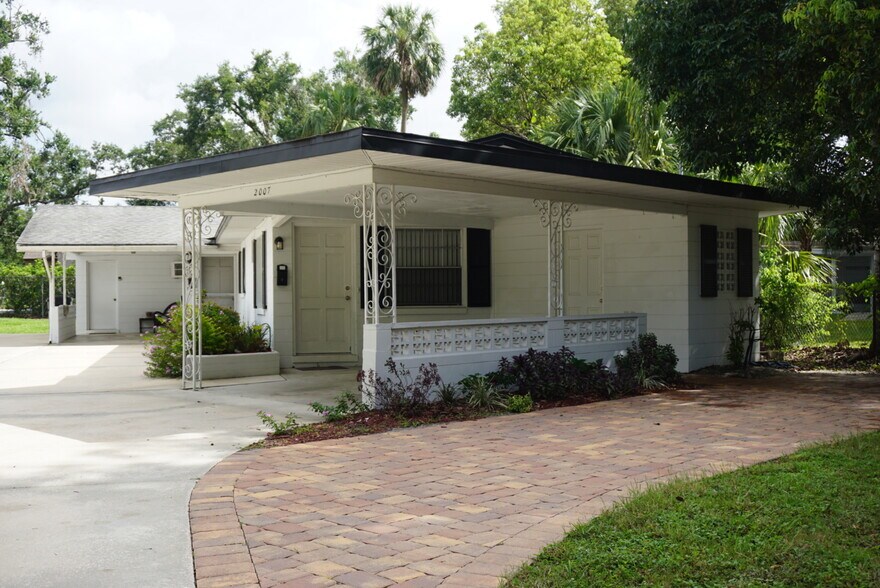 Building Photo - 2007 E Jefferson Street