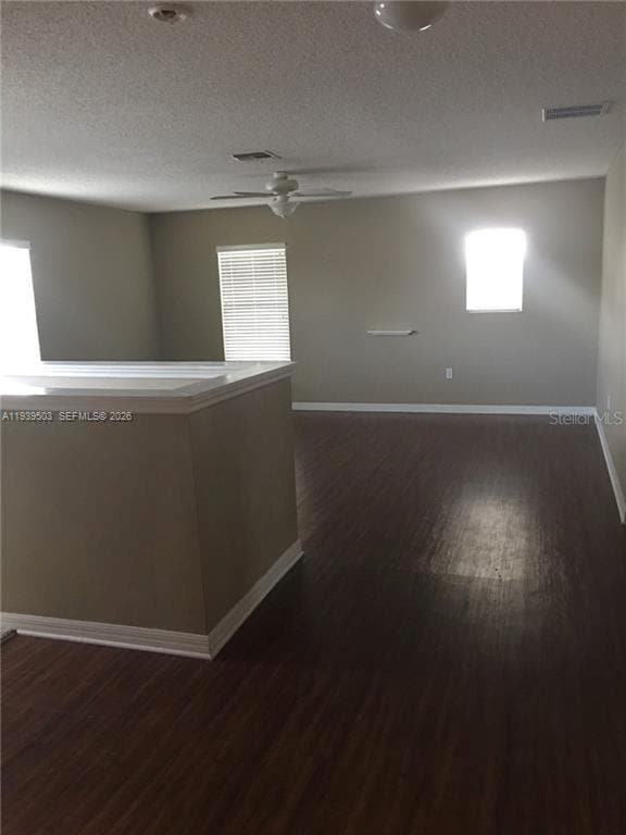 Building Photo - 154 Canna Dr