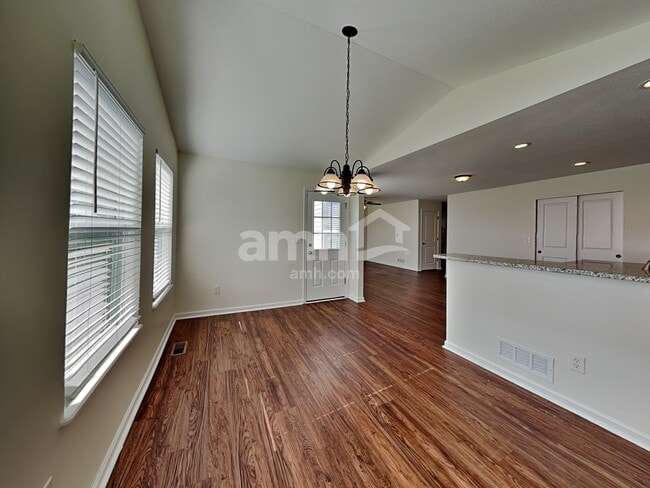 Building Photo - 109 Sandburg Dr