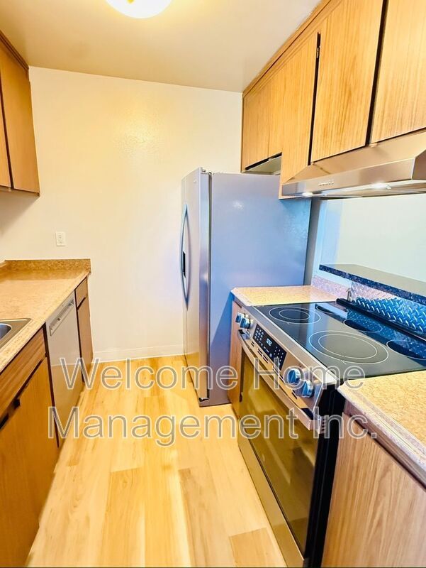 Building Photo - 1571 Alvarado Ave