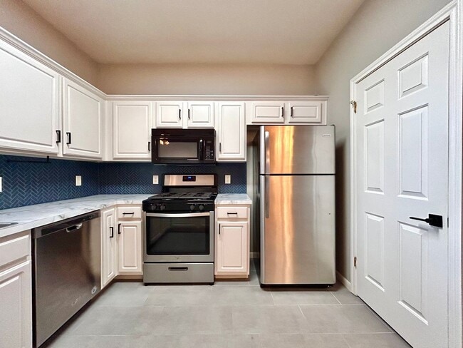 Building Photo - 5716 Westgate Boulevard-A