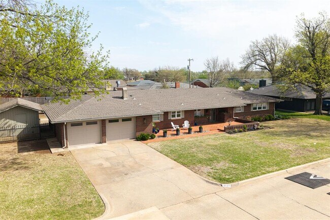 Building Photo - 3127 NW 69th St
