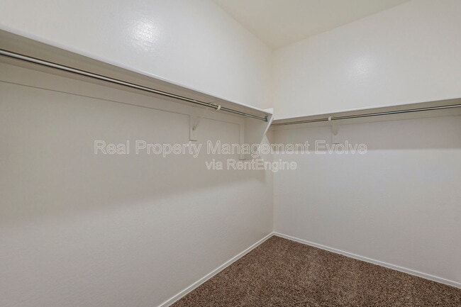 Building Photo - 3032 N 310th Ln