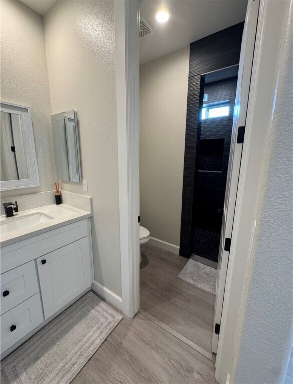 Building Photo - 3471 Sunglow Dr