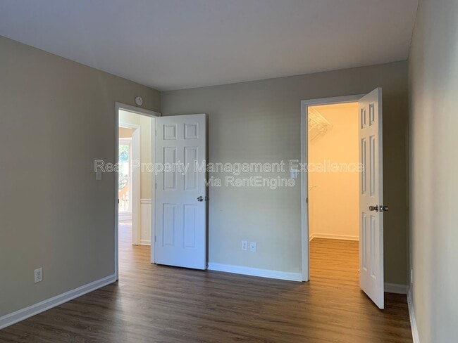 Building Photo - 4437 Whisperwood Dr
