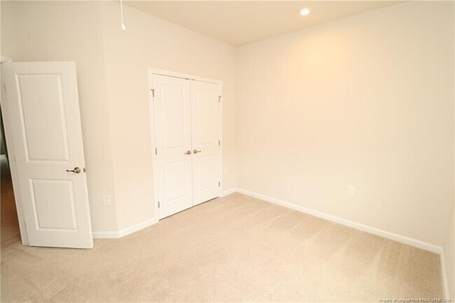 Building Photo - 1242 Channing Park Cir