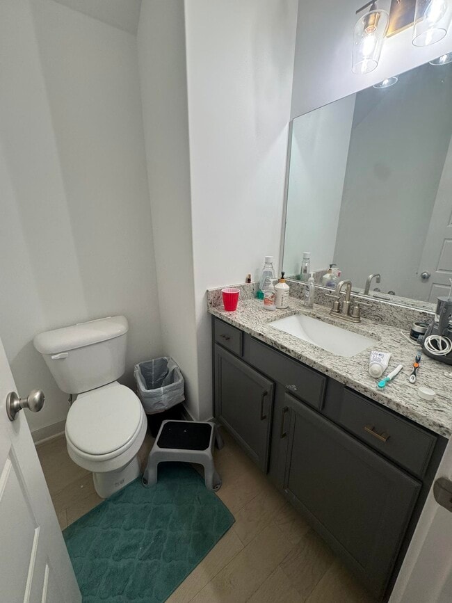 Building Photo - 595 Mount Laurel Dr