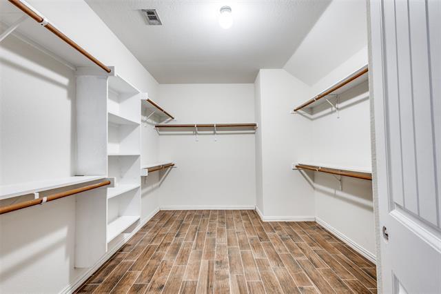 Building Photo - 1609 Sunrise Dr