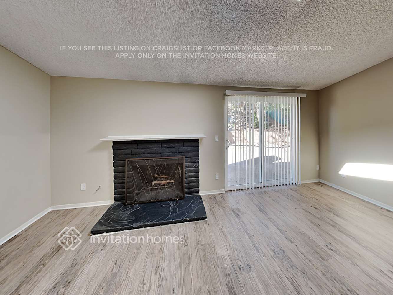 Building Photo - 28153 Haxton Dr