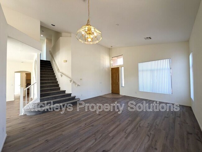 Building Photo - 3393 E Wyatt Way