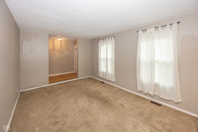 Building Photo - 124 Carlin Dr