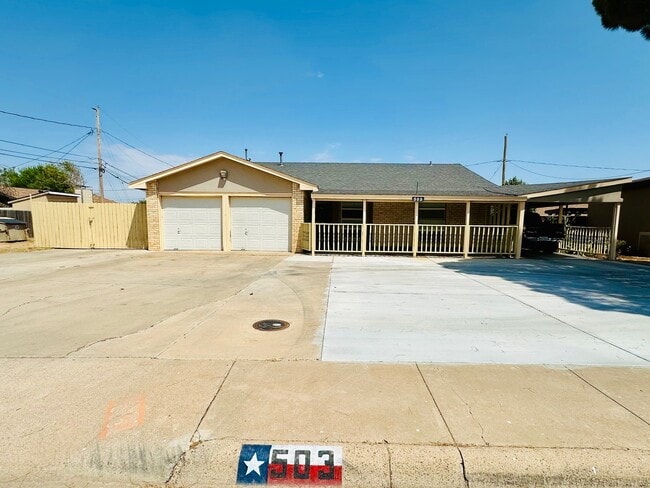 Building Photo - 503 Parkwood Dr