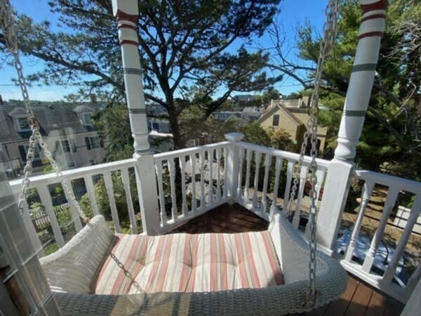 Building Photo - 30 Waldron St