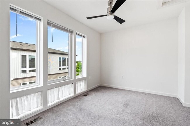Building Photo - 1502 Trafalgar Ln
