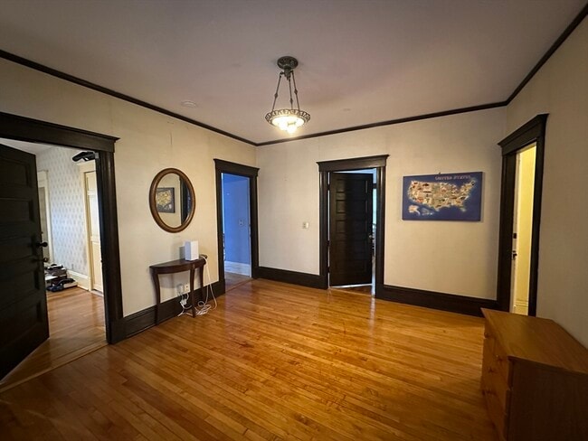 Building Photo - 58 Grace St