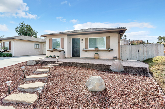 Building Photo - Tranquil Remodeled 2 Bedroom in 55+ Rancho...