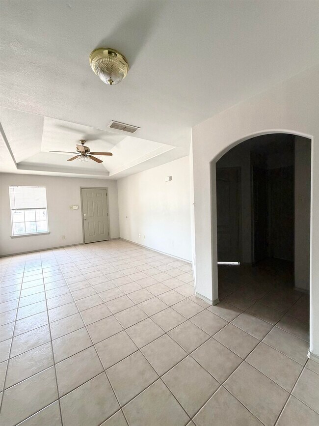 Building Photo - 507 Shiloh Dr