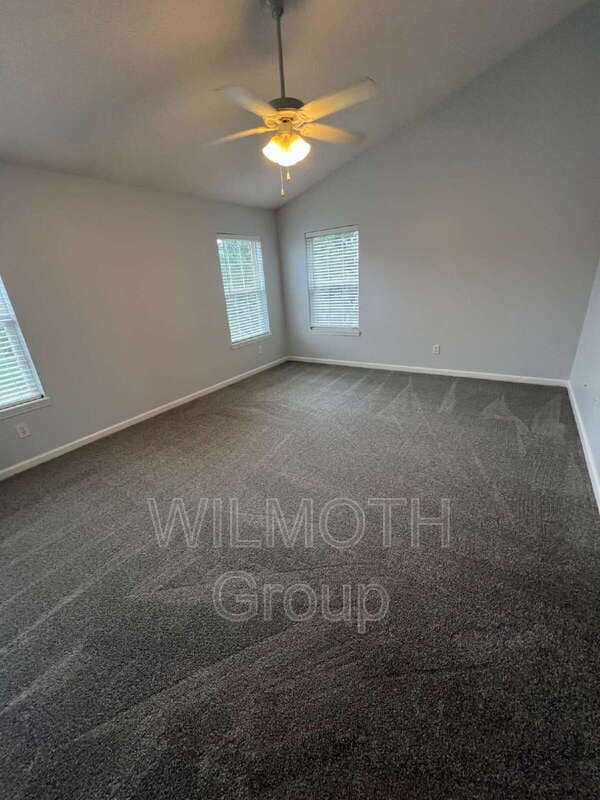 Building Photo - 9451 Glencroft Way