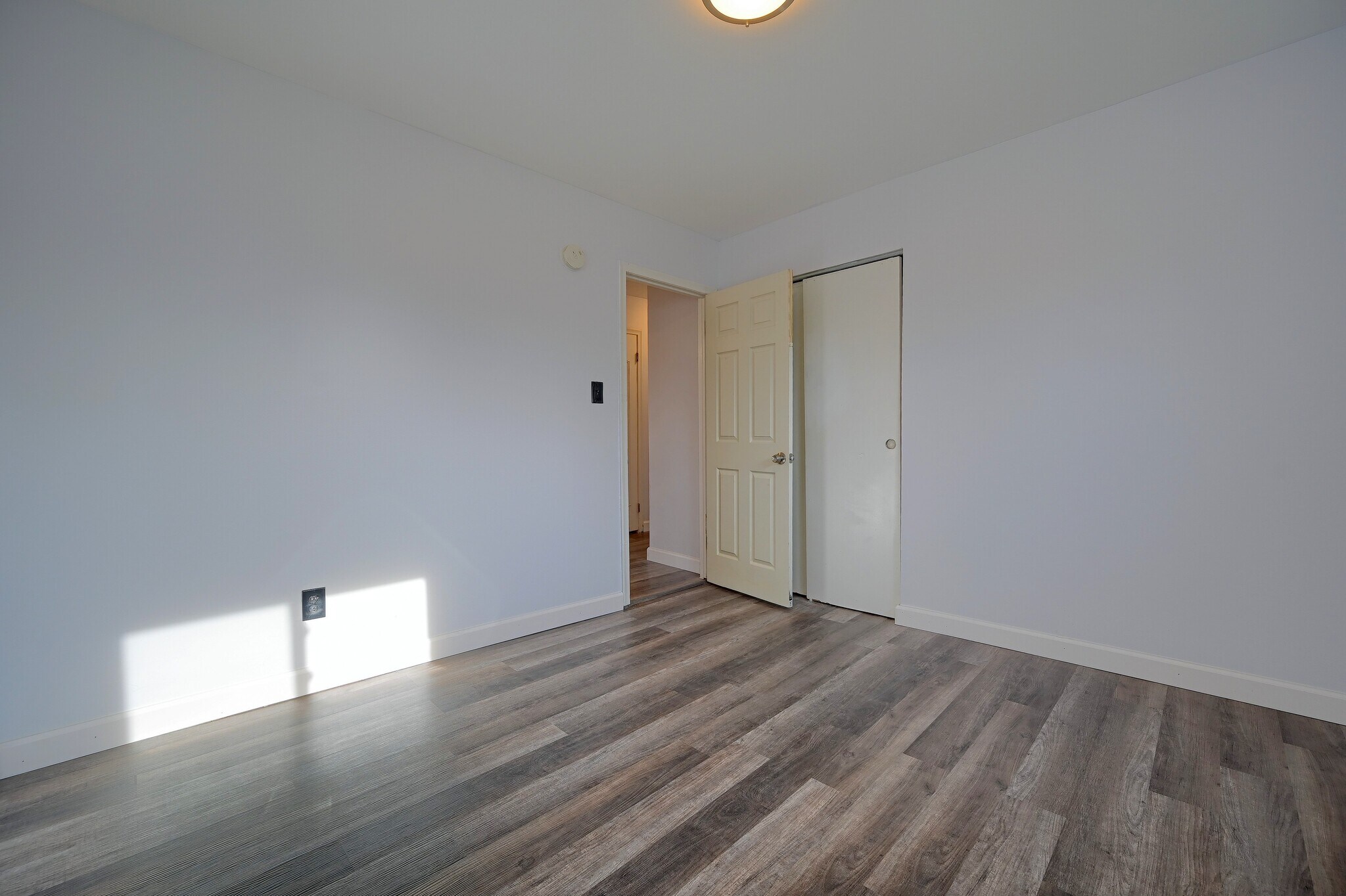 Building Photo - 11134 Superior Ave