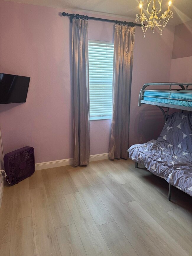 Building Photo - 3063 SW Otter Ln