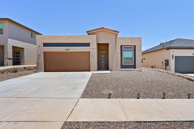Primary Photo - 532 Oakmont