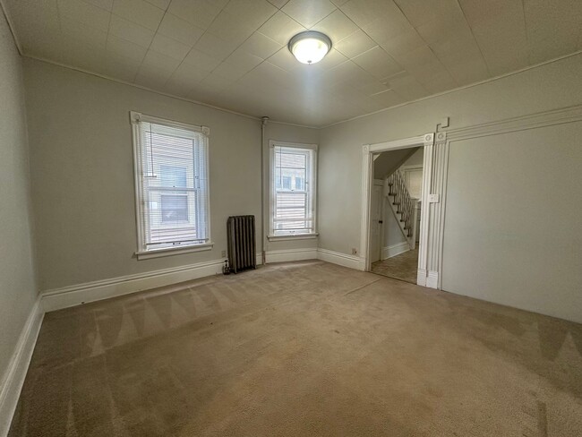 Building Photo - 1022 Erin St