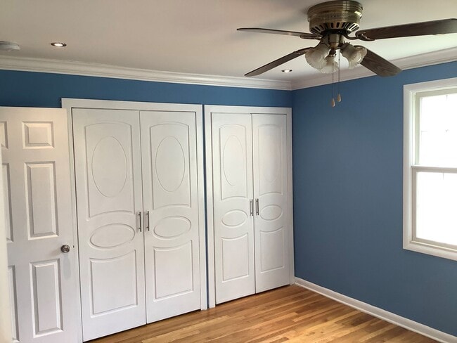 Building Photo - SPACIOUS SINGLE FAMILY HOME FOR RENT