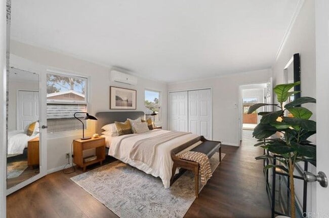 Building Photo - Spacious Remodeled Home with Separate Apar...