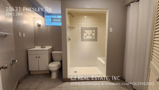 Building Photo - 10431 Presley Rd