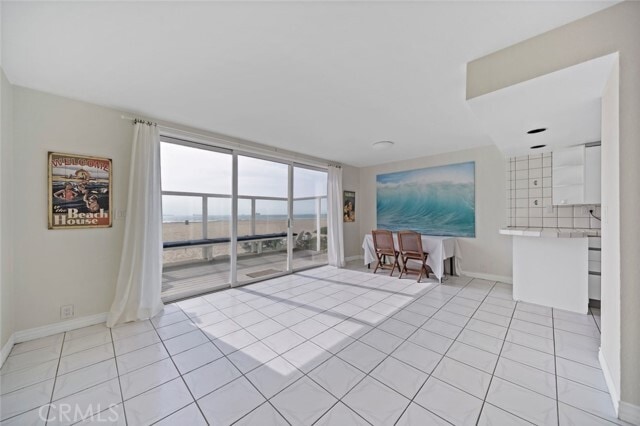 Building Photo - 50 Surfside Ave.