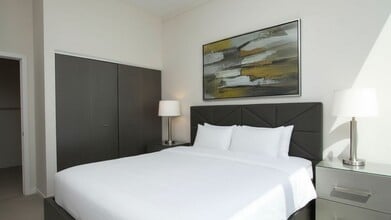 Building Photo - 42 Barrow St