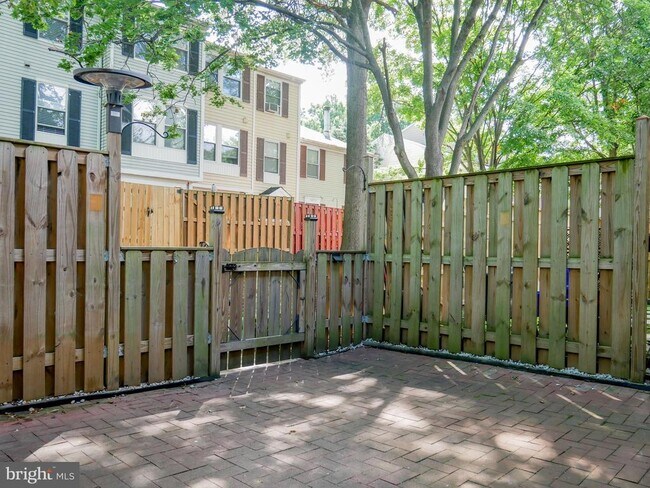 Building Photo - 13493 Demetrias Way