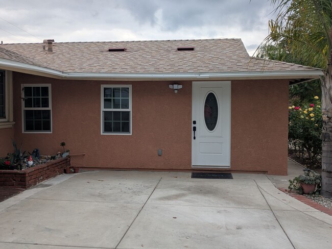 Building Photo - Charming 2/1 bath ADU- in an Ideal Location close to down town Claremont!