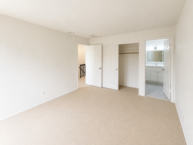 Building Photo - 31 Sandpiper Cir