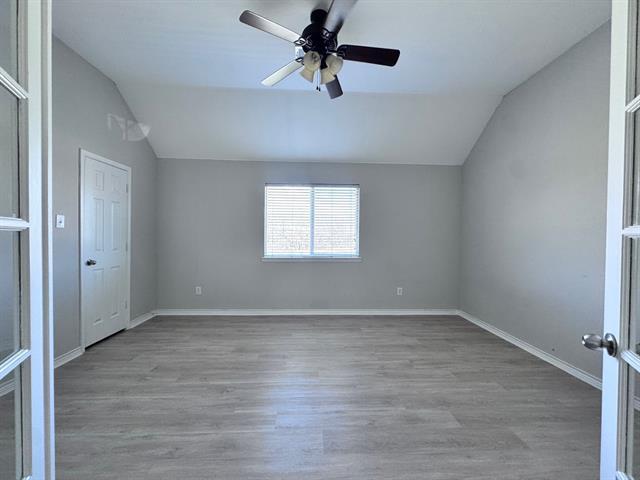 Building Photo - 9520 Water Tree Dr