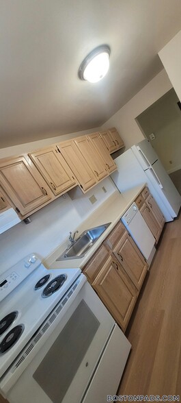 Building Photo - 1 Brattle Dr