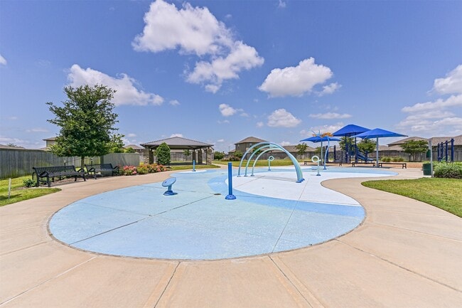 Building Photo - 10409 Deussen Ln